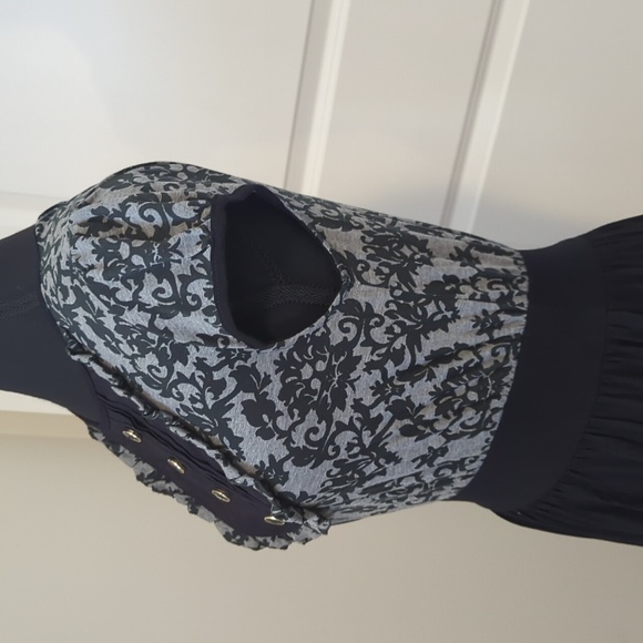 COLCCI | Black and gray, damask print dress, lined skirt, Very stretchy, medium - Picture 3 of 11